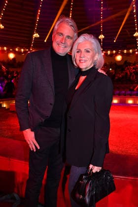 Birgit Schrowange mit Ehemann Frank Sporthelfer Premiere Winterspielzeit 2025 Circus Krone Ich. Du, Wir. Krone Manege Kronebau München 25. Dezember 2025