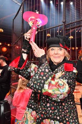 Linda G. Thompson Premiere Winterspielzeit 2025 Circus Krone Ich. Du, Wir. Krone Manege Kronebau München 25. Dezember 2025