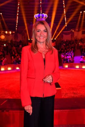 Dagmar Wöhrl Premiere Winterspielzeit 2025 Circus Krone Ich. Du, Wir. Krone Manege Kronebau München 25. Dezember 2025