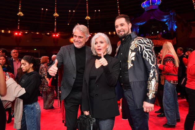 Birgit Schrowange mit Ehemann Frank Sporthelfer und Martin Lacey jr. Premiere Winterspielzeit 2025 Circus Krone Ich. Du, Wir. Krone Manege Kronebau München 25. Dezember 2025