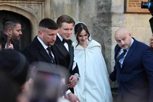 . 27 12 2025. Bath, United Kingdom. Wedding of Adam Peaty and Holly Ramsay at Bath Abbey, United Kingdom.  xStephenxLockx xi-Imagesx IIM-26478-0030