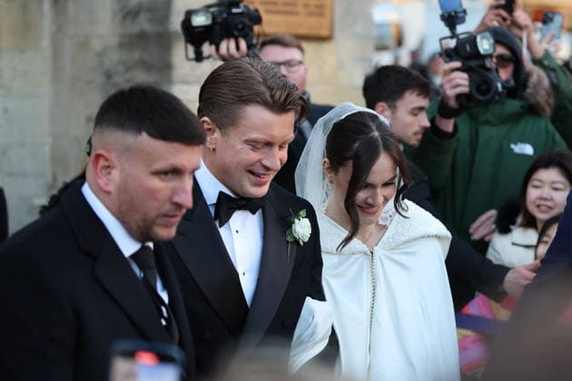 . 27 12 2025. Bath, United Kingdom. Wedding of Adam Peaty and Holly Ramsay at Bath Abbey, United Kingdom.  xStephenxLockx xi-Imagesx IIM-26478-0033