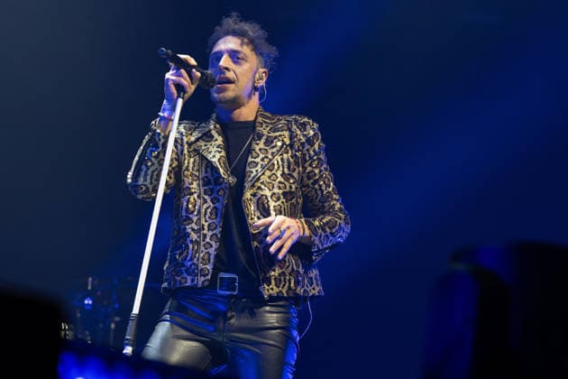 December 27, 2025, Madrid, Spain: Singer Gabriel de la Rosa, of the band Shinova performs during the concert at the Movistar Arena. Madrid Spain - ZUMAs197 20251227_aaa_s197_114 Copyright: xAtilanoxGarciax