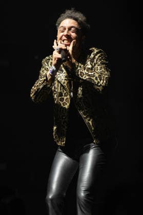 December 27, 2025, Madrid, Spain: Singer Gabriel de la Rosa, of the band Shinova performs during the concert at the Movistar Arena. Madrid Spain - ZUMAs197 20251227_aaa_s197_135 Copyright: xAtilanoxGarciax