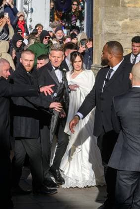 The wedding of Holly Ramsay to Adam Peaty The wedding of influencer Holly Ramsay to Olympic swimmer Adam Peaty at Bath Abbey (27 Dec 2025). - Tana Ramsay ahead of Bridesmaids icluding Tilly Ramsay. Gordon & Holly Ramsay  Copyright: xAdrianxSherrattx NINTCHDBPICT001048094182
