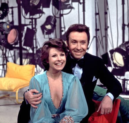 ARCHIV: Ireen Sheer Sängerin Ireen Sheer mit Peter Alexander , 70er Jahre ARCHIVAUFNAHME, Datum geschätzt 20251220JWM0610 *** ARCHIVE Ireen Sheer Singer Ireen Sheer with Peter Alexander , 70s ARCHIVE PURCHASE, date estimated 20251220JWM0610