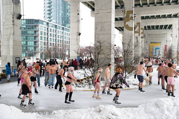Polar Bear Skate in Toronto TORONTO, CANADA - DECEMBER 28 : People wearing bathing suits take part in the 2025 Toronto Polar Bear Skate on the Bentway’s outdoor ice trail in Toronto, Ontario on December 28, 2025. Mert Alper Dervis Anadolu Toronto Canada. Editorial use only. Please get in touch for any other usage.  Copyright: x2025xAnadoluxMertxAlperxDervisx