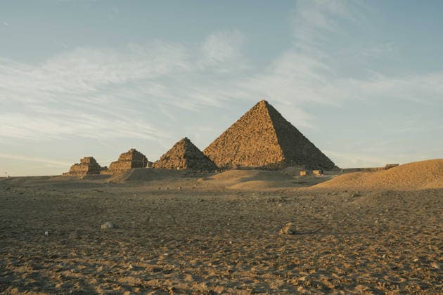Pyramids Of Giza Pyramids Of Giza, Credit:Lounis Tiar Avalon Egypt, Greater Cairo, Giza, Pyramids of Giza  Copyright: xLounisxTiarx xAvalonx 1061569255