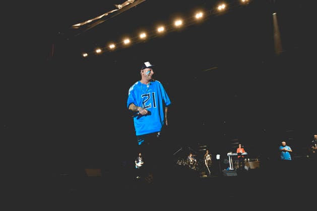 Clementino Live Tour 2025 in Napoli, Italy - 28 Dec 2025 Italian rapper Clemente Maccaro better known as Clementino performs live at PalaPartenope during his Tour 2025 in Napoli. Napoli Italy Copyright: xPaolaxVisonex xSOPAxImagesx PVClementino981