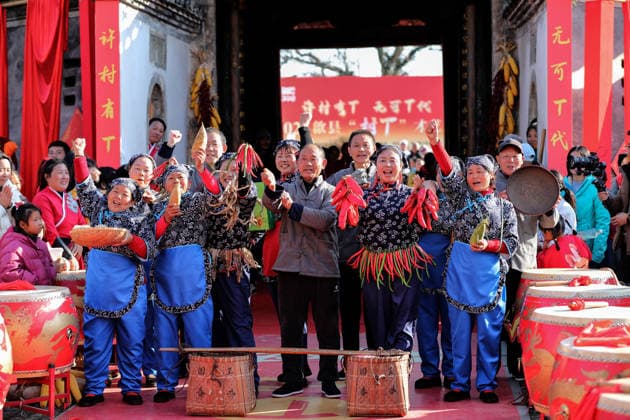 HUANGSHAN, CHINA - DECEMBER 28: Villagers walk on a catwalk during a village fashion show on December 28, 2025 in Shexian County, Huangshan City, Anhui Province of China. Nearly 200 villagers from 12 teams across Shexian County took center stage on the catwalk. They showcase various farming tools, agricultural products, cultural and tourism products through runway shows to greet the New Year.  Copyright: xVCGx 111612345889