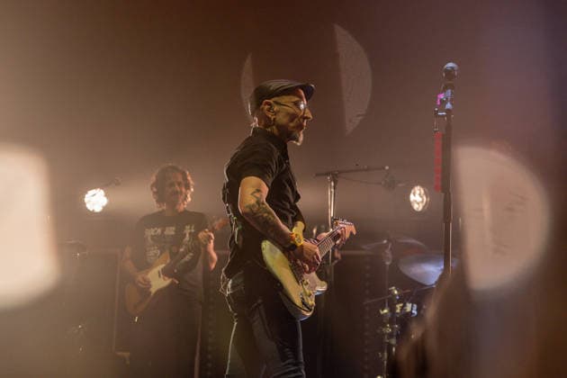 Fito Fitipaldis performs at the Movistar Arena The musical group Fito Fitipaldis during their concert at the Movistar Arena, on December 29, 2025, in Madrid Spain Fito y Fitipaldis return to the Movistar Arena in Madrid more than two years later, within their tour Aullidos Tour, in which they will combine their classic songs with new songs On the stage also sounds El monte de los aullidos, their eighth album Espana  Copyright: xRicardoxRubiox 7190296