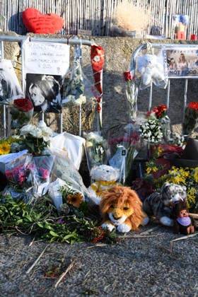 Hommage To Brigitte Bardot Outside Her House - Saint Tropez Supporters of Brigitte Bardot lay flowers, objects representing animals, and letters in memory of Brigitte Bardot outside her home. BB passed away at the age of 91 in her home, photo by Florian Poitout, 30 February 2025, in Saint Tropez.  Copyright: xPoitoutxFlorian ABACAx