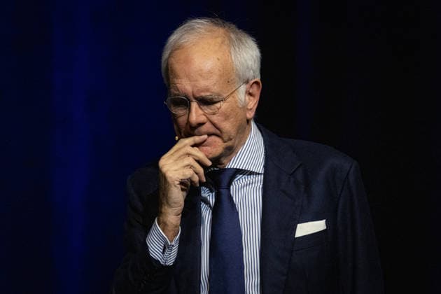 Harald Schmidt Bericht aus Bonn im Theater Bonn 30.12.2025. Harald Schmidt bei seinem Bühnenprogramm BERICHT FÜR BONN - Endgültiges zur Weltlage im Theater Bonn am 30.12.2025. Mit scharfem Humor und analytischer Distanz kommentierte der Entertainer aktuelle politische und gesellschaftliche Themen. Bonn Nordrhein-Westfalen Deutschland Copyright: xBonn.digitalx xMarcxJohnx