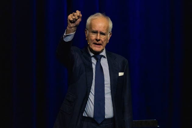 Harald Schmidt Bericht aus Bonn im Theater Bonn 30.12.2025. Harald Schmidt bei seinem Bühnenprogramm BERICHT FÜR BONN - Endgültiges zur Weltlage im Theater Bonn am 30.12.2025. Mit scharfem Humor und analytischer Distanz kommentierte der Entertainer aktuelle politische und gesellschaftliche Themen. Bonn Nordrhein-Westfalen Deutschland Copyright: xBonn.digitalx xMarcxJohnx
