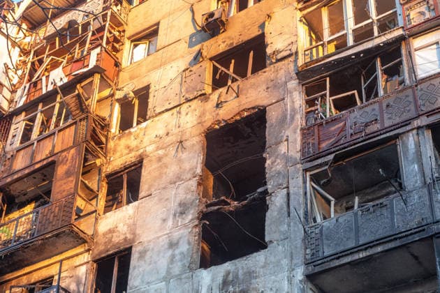 Russian forces strike Odessa at night ODESSA, UKRAINE - DECEMBER 31: The consequences of a Russian night attack are seen in the southern Ukrainian city of Odessa following overnight strikes on December 31, 2025. People were evacuated from a residential building after a fire broke out following an attack. Rescue teams extinguished the fire. Artur Shvits Anadolu Odessa Ukraine. Editorial use only. Please get in touch for any other usage.  Copyright: x2025xAnadoluxArturxShvitsx