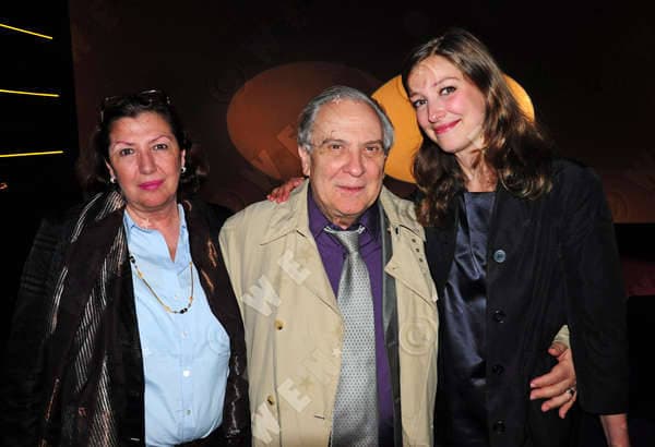 Premiere von Quartier Lointain in der Kulturbraurerei, Berlin Alexandra Maria Lara, her father Valentin Platareanu, her mother Doina at the Premiere of Quartier Lointain . Kulturbrauerei, Berlin, Germany WENN 8591657.jpg