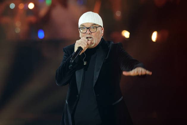 Silvester-Schlagerboom 2026 live Die Wunderlichtershow DJ Ötzi (österreichischer Entertainer und Pop- und Partyschlagersänger). Silvester-Schlagerboom 2026 am 31. Dezember 2025 in der Basketballarena des FC Bayern München, BMW Park München.