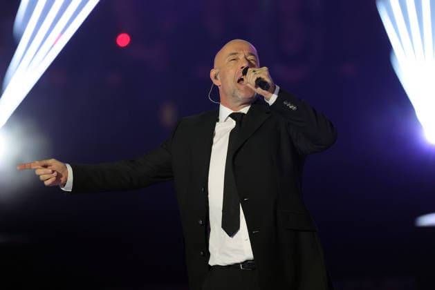 Silvester-Schlagerboom 2026 live Die Wunderlichtershow Der Graf (Sänger der deutschen Musikgruppe Unheilig). Silvester-Schlagerboom 2026 am 31. Dezember 2025 in der Basketballarena des FC Bayern München, BMW Park München.