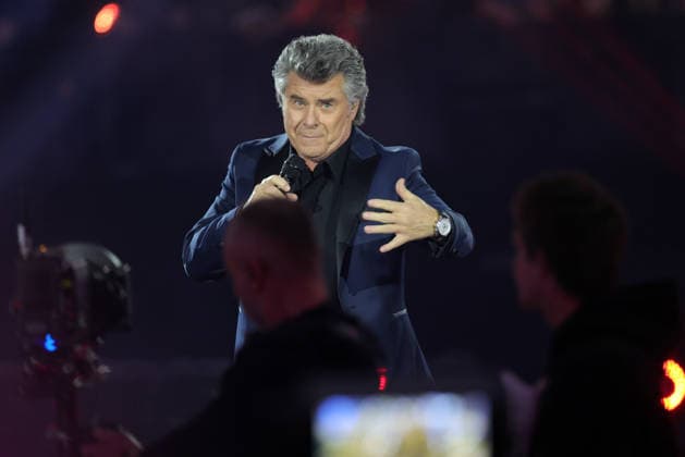Silvester-Schlagerboom 2026 live Die Wunderlichtershow Andy Borg (österreichischer Schlagersänger und Fernsehmoderator). Silvester-Schlagerboom 2026 am 31. Dezember 2025 in der Basketballarena des FC Bayern München, BMW Park München.