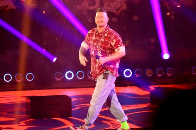 Ben Zucker in der TV-Show Silvester-Schlagerbooom 2026 live - Die Wunderlichtershow! im BMW Park. München, 31.12.2025