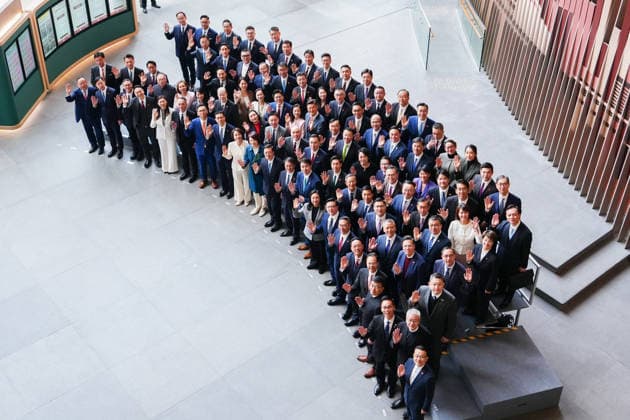 8th Legislative Council oath-taking ceremony John Lee Ka-chiu (front row, eleventh left), Chief Executive of Hong Kong, posing for a photo with Ninety Members of Eighth Legislative Council on January 1, 2026 in Hong Kong. (Photo by Zulu Lo TMHK via Nexpher Images) Hong Kong