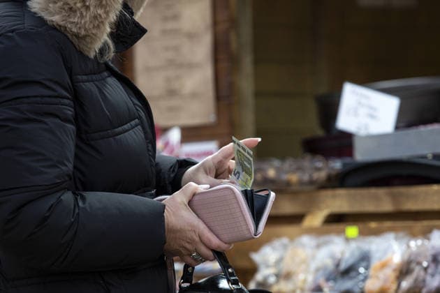 Bulgaria adopts euro, joins eurozone as 21st member SOFIA, BULGARIA – JANUARY 1: Customers at an open-air market in Sofia pay with euro banknotes as Bulgaria officially adopts the euro as its currency and joins the eurozone as its 21st member on January 1, 2026. Hristo Vladev Anadolu Sofia Bulgaria. Editorial use only. Please get in touch for any other usage.  Copyright: x2026xAnadoluxHristoxVladevx
