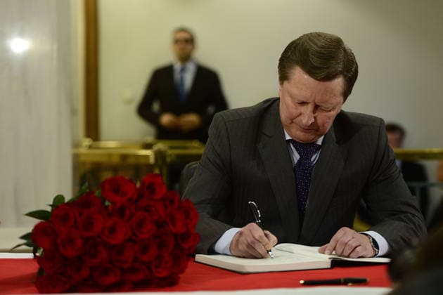 Condolence book placed outside Turkish Embassy in Moscow MOSCOW, RUSSIA - OCTOBER 12: Head of Kremlin Administration Sergey Ivanov writes on a condolence book placed for the 97 people who lost their lives in Ankara train station bombings, at the Turkish Embassy in Moscow, Russia on October 12, 2015. Moskova Rusya. Editorial use only. Please get in touch for any other usage.  Copyright: x2025xAnadoluxSefaxKaracanx
