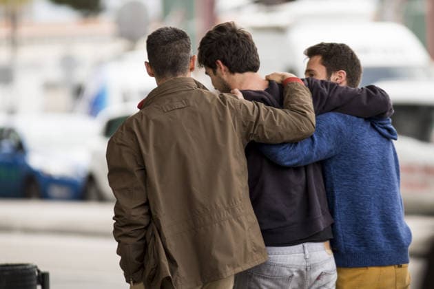 Plane crash in France BARCELONA, SPAIN - MARCH 24: Relatives of passengers of Germanwings flight, arrive at Barcelona International Airport on March 24, 2015 in Barcelona, Spain after an Airbus A320 plane flown by low-budget airline Germanwings crashed in southern France. Barcelona Catalonia. Editorial use only. Please get in touch for any other usage.  Copyright: x2025xAnadoluxAlbertxLlopx
