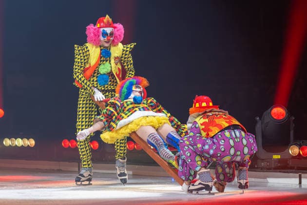 Die Show, Holiday on Ice CINEMA OF DREAMS, Premiere in Muenchen mit Gaststar Max Giesinger, 02.01.2026 Muenchen Bayern Deutschland