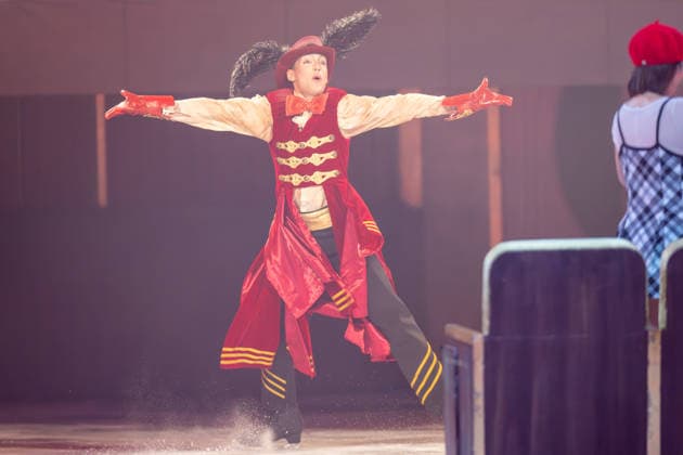 Die Show, Holiday on Ice CINEMA OF DREAMS, Premiere in Muenchen mit Gaststar Max Giesinger, 02.01.2026 Muenchen Bayern Deutschland