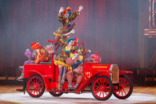 Die Show, Holiday on Ice CINEMA OF DREAMS, Premiere in Muenchen mit Gaststar Max Giesinger, 02.01.2026 Muenchen Bayern Deutschland