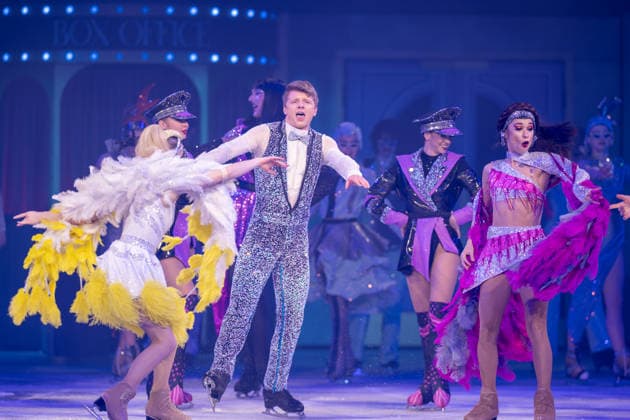 Die Show, Holiday on Ice CINEMA OF DREAMS, Premiere in Muenchen mit Gaststar Max Giesinger, 02.01.2026 Muenchen Bayern Deutschland