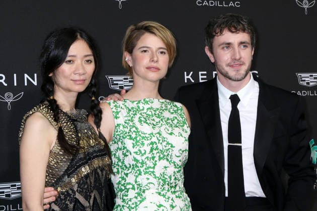 USA - 37th Palm Springs International Film Festival Gala - Palm Springs LOS ANGELES - JAN 3: Chloe Zhao, Jessie Buckley, Paul Mescal at 37th Palm Springs International Film Festival Gala at the Convention Center on January 3, 2026 in Palm Springs, CA Palm Springs CA USA  Copyright: xKathyxHutchinsx xHutchinsxPhotox