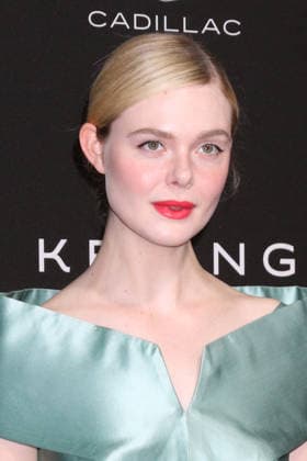 January 4, 2026, Palm Springs, Ca, USA: LOS ANGELES - JAN 3: Elle Fanning at 37th Palm Springs International Film Festival Gala at the Convention Center on January 3, 2026 in Palm Springs, CA Palm Springs USA - ZUMAnc22 20260104_zaa_nc22_054 Copyright: xKathyxHutchinsx