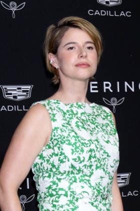 January 4, 2026, Palm Springs, Ca, USA: LOS ANGELES - JAN 3: Jessie Buckley at 37th Palm Springs International Film Festival Gala at the Convention Center on January 3, 2026 in Palm Springs, CA Palm Springs USA - ZUMAnc22 20260104_zaa_nc22_091 Copyright: xKathyxHutchinsx