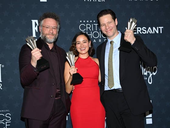 31st Annual Critics Choice Awards - Pressroom Seth Rogen, Chase Sui Wonders and Ike Barinholtz in the press room at the 31st Annual Critics Choice Awards held at Barker Hanger on January 4, 2026 in Santa Monica, Ca. Santa Monica Barker Hanger California USA Copyright: xTammiexArroyox xAFF-USA.comx