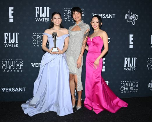 31st Annual Critics Choice Awards - Pressroom Arden Cho, May Hong and Ji-young Yoo in the press room at the 31st Annual Critics Choice Awards held at Barker Hanger on January 4, 2026 in Santa Monica, Ca. Santa Monica Barker Hanger California USA Copyright: xTammiexArroyox xAFF-USA.comx