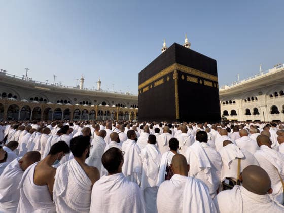 Masjid al-Haram, Islam’s Holiest Mosque in Mecca MECCA, SAUDI ARABIA - JANUARY 4: Muslim worshippers perform prayers around the Kaaba inside Masjid al-Haram in Mecca, Saudi Arabia, on January 4, 2026. Considered the holiest site in Islam and the qibla for Muslims around the world, Masjid al-Haram and the Kaaba have been partially or fully rebuilt across different historical periods since the time of Prophet Ibrahim and Prophet Ismail. With vast open and covered prayer areas, the mosque welcomes visitors from across the globe throughout the year. Ismael Adnan Yaqoob Anadolu Mecca Saudi Arabia. Editorial use only. Please get in touch for any other usage.  Copyright: x2026xAnadoluxIsmaelxAdnanxYaqoobx