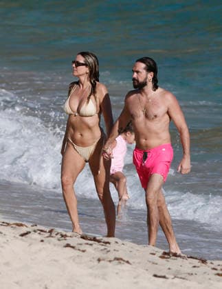 Heidi Klum And Tom Kaulitz Beachside - St Barths Heidi Klum and Tom Kaulitz seen enjoying the sun in Saint Barthelemy, France on January 4, 2026. Photo by ABACAPRESS.COM Saint Barthelemy France  Copyright: xABACAx