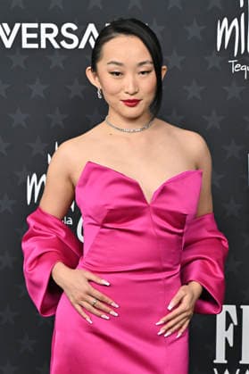 Ji-young Yoo bei der Verleihung der 31. Critics Choice Awards 2026 im Barker Hangar. Santa Monica, 04.01.2026