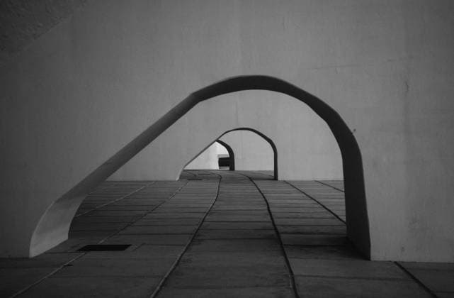 Creative Highlights World Architectural corridor with curved arches and geometric symmetry Funchal, Madeira, Portugal R_NSRZ260104-1924186-01