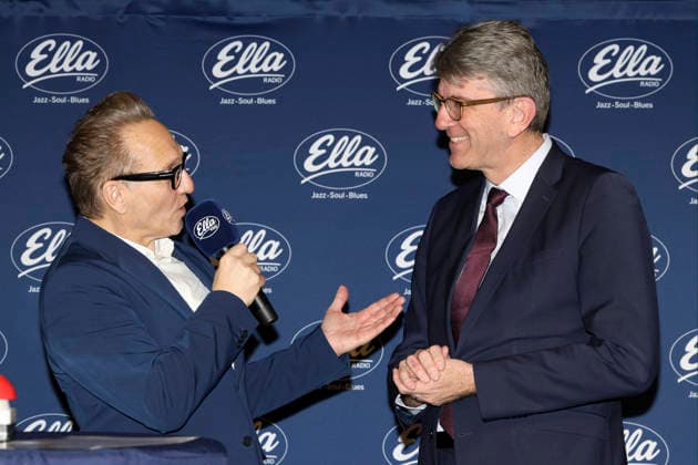 Ella Radio - Jazz, Soul und Blues , Programmstart in Berlin und Potsdam, 05.01.2026 Oliver Dunk und der Beauftragte der Bundesregierung für Kultur und Medien (BKM) Dr. Wolfram Weimer drücken um 12:00 Uhr den roten Knopf und Ella geht auf Sendung. 05.01.2026 im Zig Zag Jazz Club Berlin Zig Zag Jazz Club Berlin Germany Copyright: xBrigittexDummerx