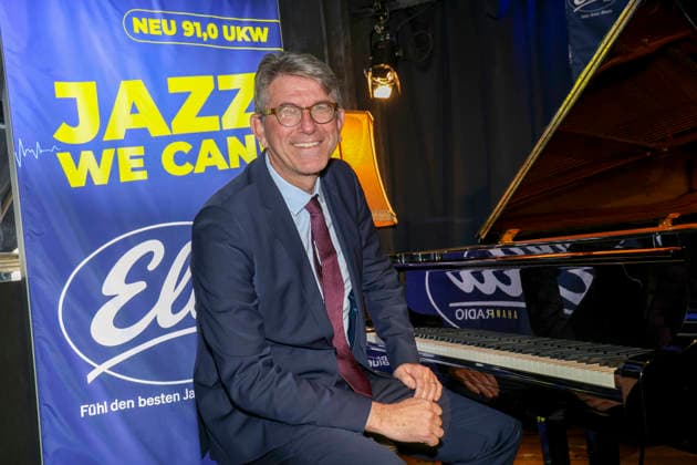 Ella Radio - Jazz, Soul und Blues , Programmstart in Berlin und Potsdam, 05.01.2026 Dr. Wolfram Weimer (Beauftragter der Bundesregierung für Kultur und Medien, BKM) und Ella Radio geht auf Sendung. 05.01.2026 im Zig Zag Jazz Club Berlin Zig Zag Jazz Club Berlin Germany Copyright: xBrigittexDummerx
