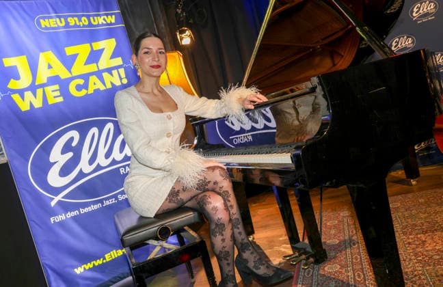 Ella Radio - Jazz, Soul und Blues , Programmstart in Berlin und Potsdam, 05.01.2026 Martina Barta (Jazz-Sängerin) bei Ella Radio 05.01.2026 im Zig Zag Jazz Club Berlin Zig Zag Jazz Club Berlin Germany Copyright: xBrigittexDummerx