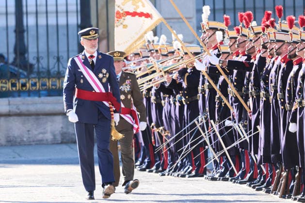 06-01-2026 Parade King Felipe during the new years military parade, the Pascua Militar Epiphany day 2026, at the Throne room in the royal palace in Madrid. An annual ceremony that takes place on January 6th and commemorates the reconquest of the Balearic island of Minorca from the Britons in 1782 No Spain Â  Copyright: xPPEx