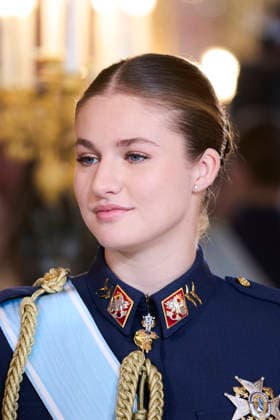Spanish Royals Celebrate New Year s Military Parade 2026 Crown Princess Leonor attends New Year s Military Parade 2026 at Royal Palace on January 6, 2026 in Madrid, Spain Photo by IMAGO MPG Madrid Royal Palace Madrid Spain  Copyright: xMPGx