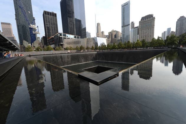 9 11 Memorial US Prepares for the 12th anniversary of 9 11. Following the 11 September attacks in New York, the former location of the Twin Towers had been turned into the National September 11 Memorial located at the World Trade Center site. Each year the memorial service welcomes thousands as well as the politicans. New York United States. Editorial use only. Please get in touch for any other usage.  Copyright: x2025xAnadoluxCemxOzdelx