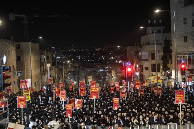 Ultra-Orthodox Jews protest mandatory military service in West Jerusalem JERUSALEM - JANUARY 06: Thousands of ultra-Orthodox Jewish protesters (Haredim) demonstrate against mandatory conscription into the Israeli army, chanting slogans opposing compulsory military service in West Jerusalem, on January 06, 2026. Mostafa Alkharouf Anadolu Jerusalem Israel. Editorial use only. Please get in touch for any other usage.  Copyright: x2026xAnadoluxMostafaxAlkharoufx