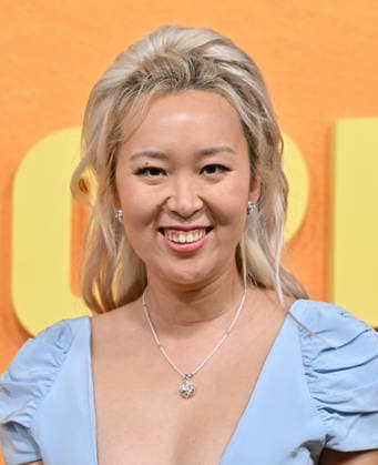 Netflix™s ˜People We Meet On Vacation™ Premiere Yulin Kuang arriving to Netflix™™s People We Meet On Vacation™? premiere held at The Egyptian Theatre Hollywood on January 6, 2026 in Hollywood, Ca. Hollywood The Egyptian Theatre Hollywood California USA Copyright: xLisaxOConnor xAFF-USA.COMx