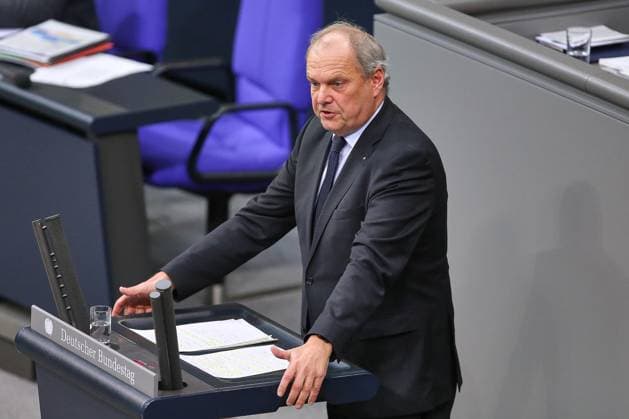 Berlin, Deutschland, 19.12.2025: Deutscher Bundestag: 51. Bundestagssitzung: Fritz Güntzler, CDU *** Berlin, Germany, 19 12 2025 German Bundestag 51 Bundestag session Fritz Güntzler, CDU Copyright: xdtsxNachrichtenagenturx dts_100991